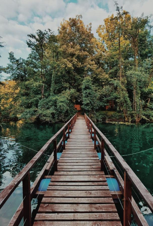 Riverland Gornji Zvečaj Kültér fotó