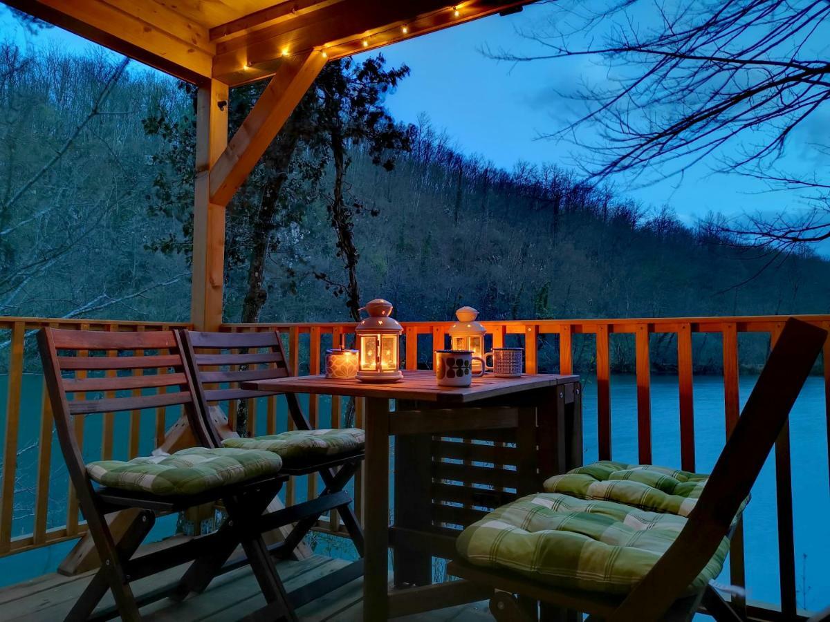 Riverland Gornji Zvečaj Kültér fotó