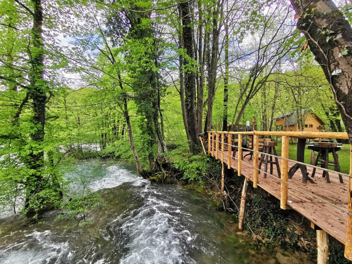 Riverland Gornji Zvečaj Kültér fotó