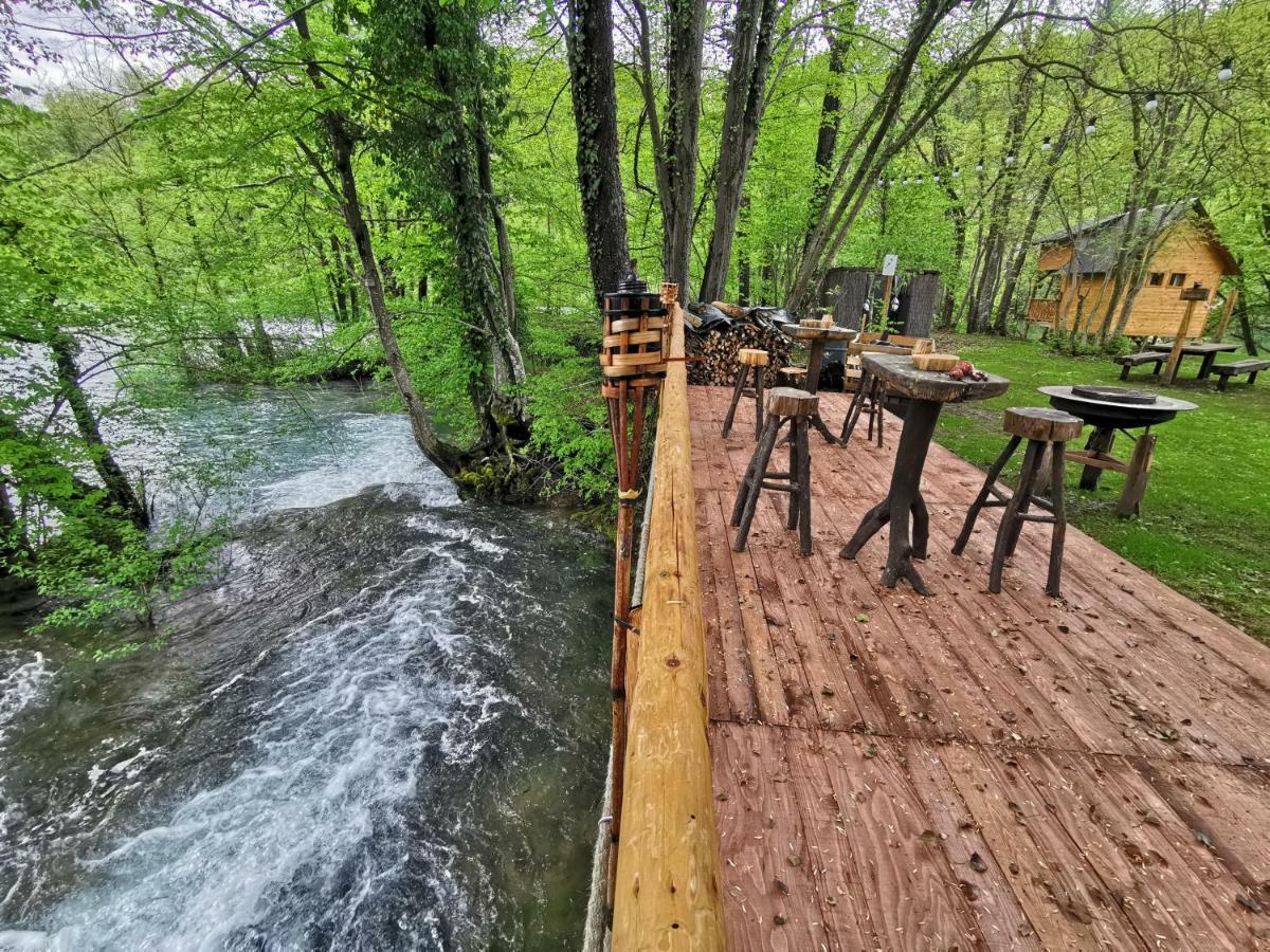 Riverland Gornji Zvečaj Kültér fotó