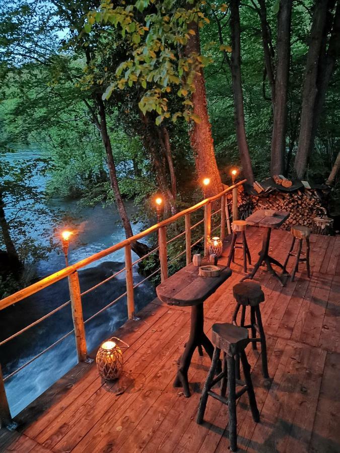 Riverland Gornji Zvečaj Kültér fotó